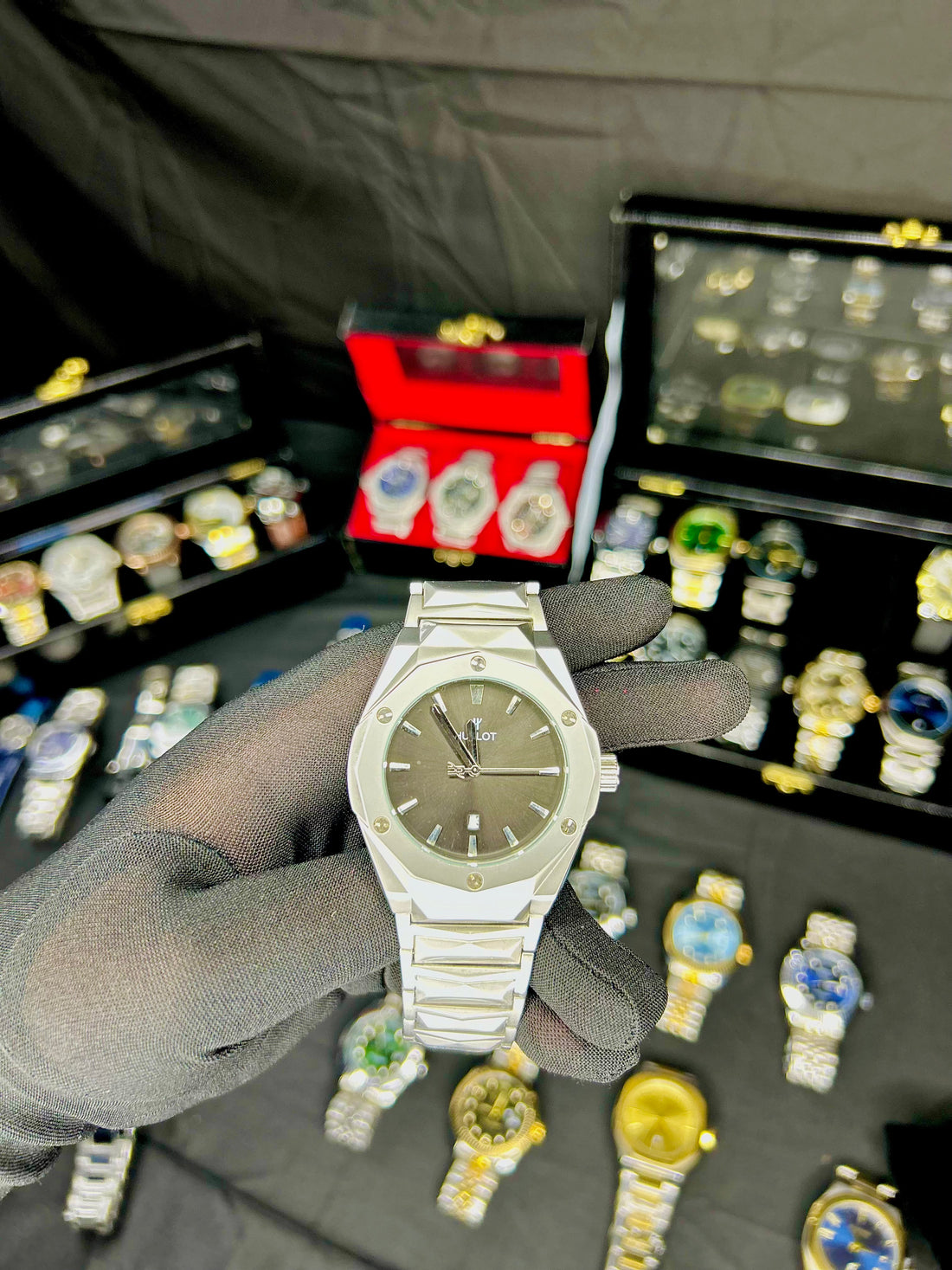 HB-Diamond Cut|Date Adjustment | Texture chain Watch